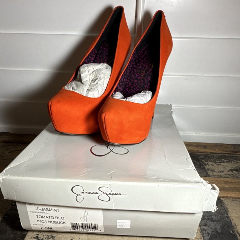 Jessica Simpson Stiletto Pumps Slip On Tomato Red Leather Closed Toe 7.5 37.5